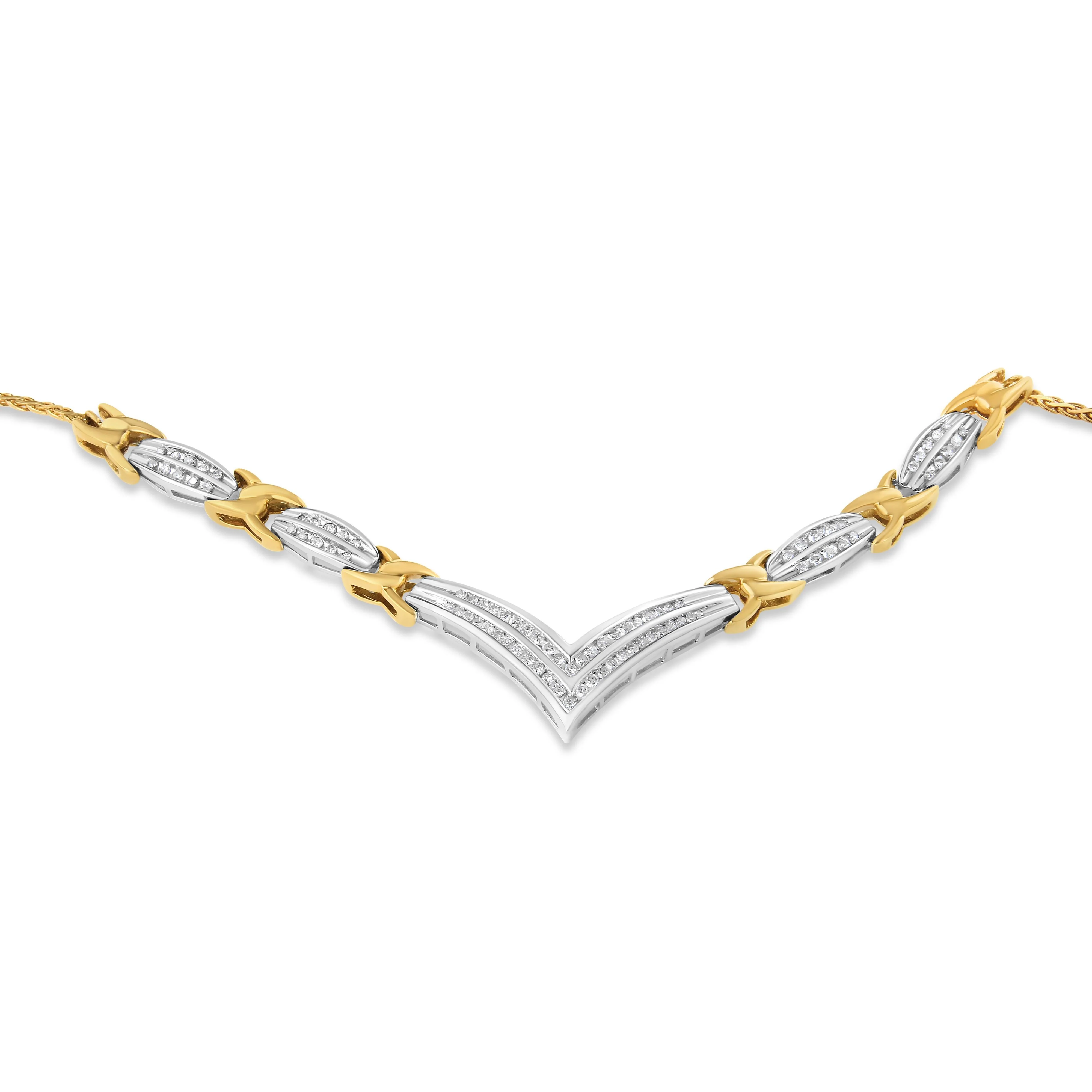10K Yellow and White Gold 1.0 Cttw Round and Princess cut Diamond "V" Shape Statement Necklace (I-J Color, I1-I2 Clarity) - Image 3