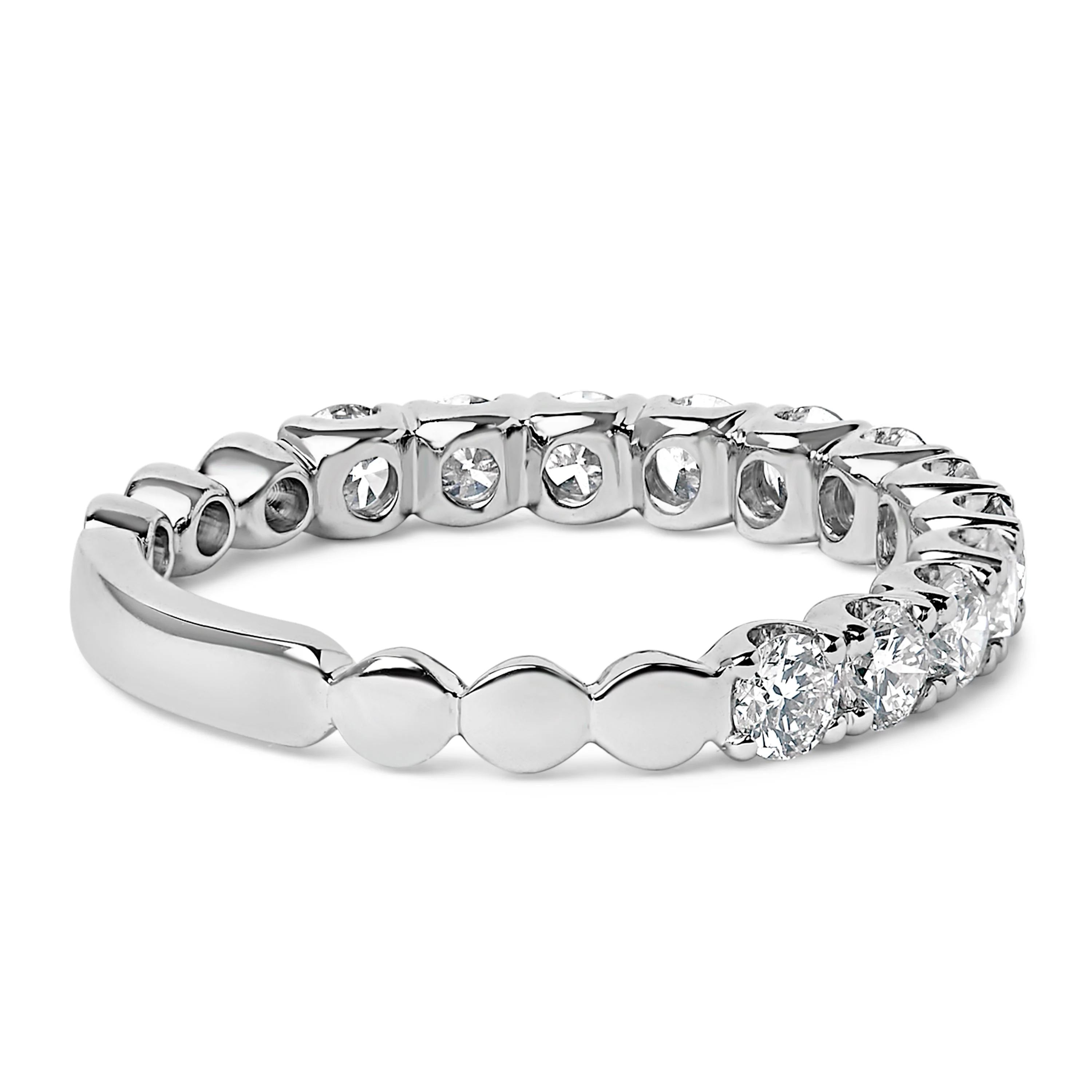 14K White Gold 1.00 Cttw Round Diamond Prong Set Wedding Band - Image 2