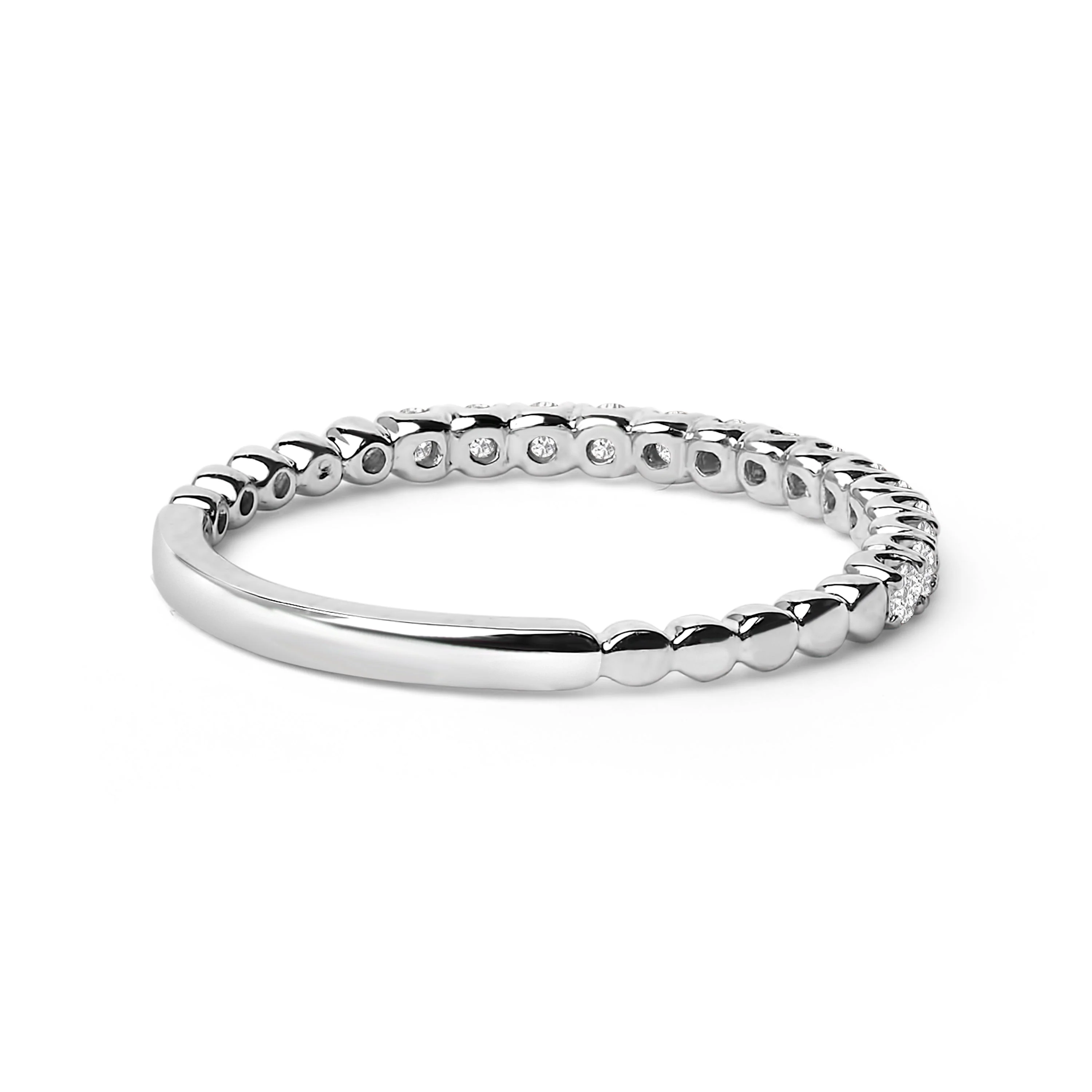14K White Gold 1/4 Cttw Round Diamond Prong Set Wedding Band - Image 2