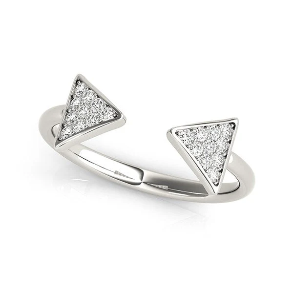 14k White Gold Diamond Arrowhead Open Ring (1/5 cttw) - Image 5