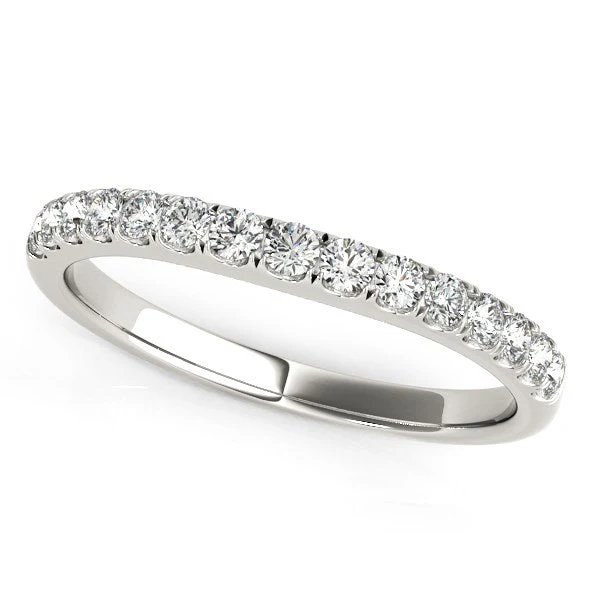 14k White Gold Pave Set Style Diamond Wedding Band (1/4 cttw) - Image 2