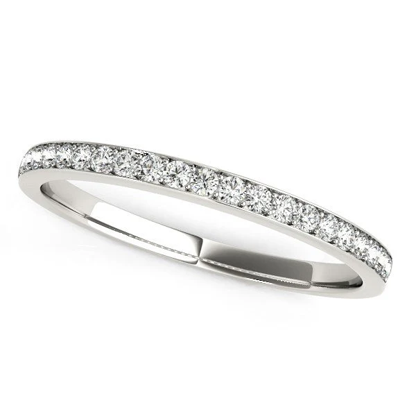 14k White Gold Prong Setting Round Diamond Wedding Band (1/5 cttw) - Image 2