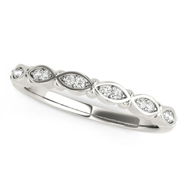 14k White Gold Unique Infinity Design Diamond Wedding Band (1/10 cttw) - Image 2