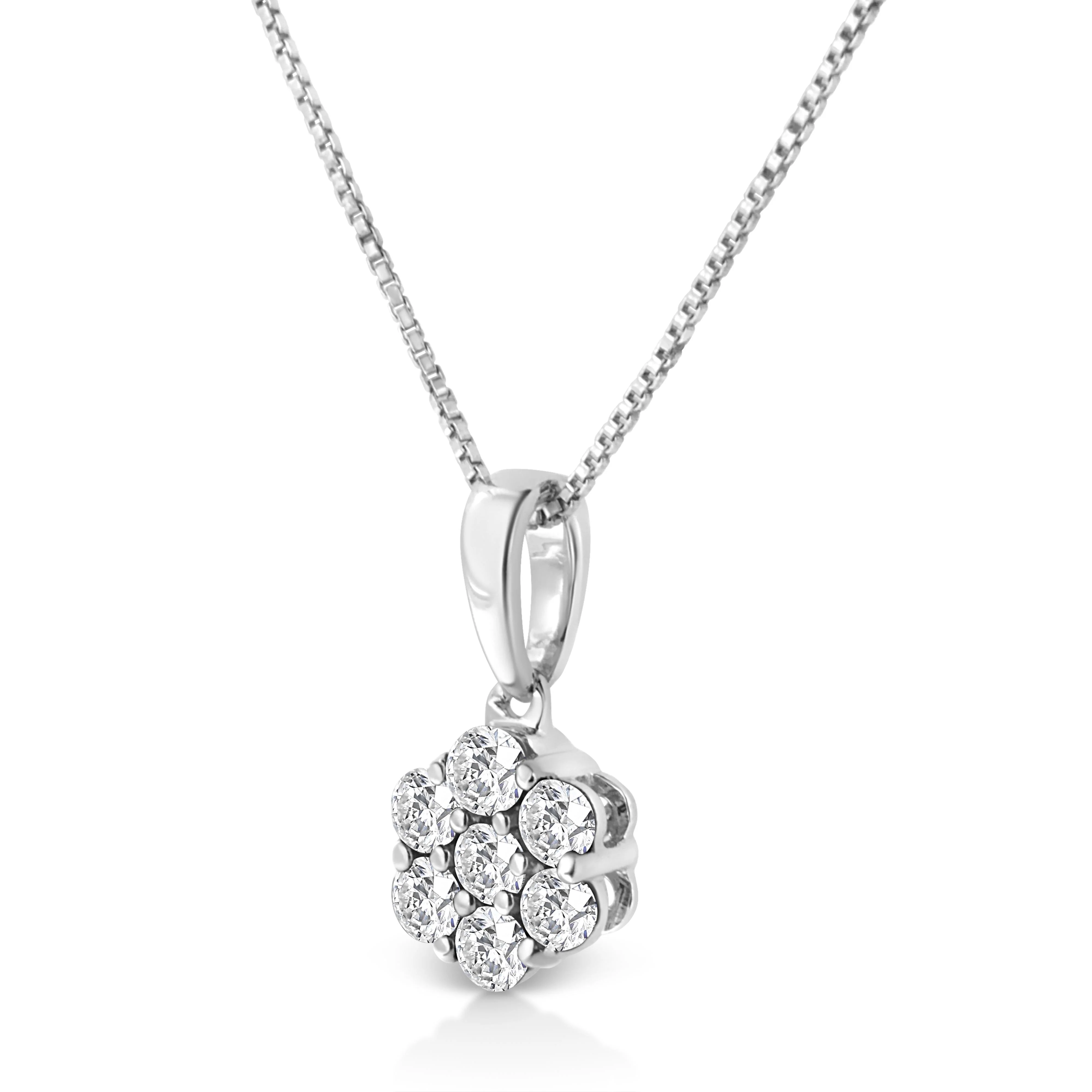 14KT White Gold 1/2 cttw Diamond Floral Cluster Pendant Necklace (HI, SI2-I1) - Image 2