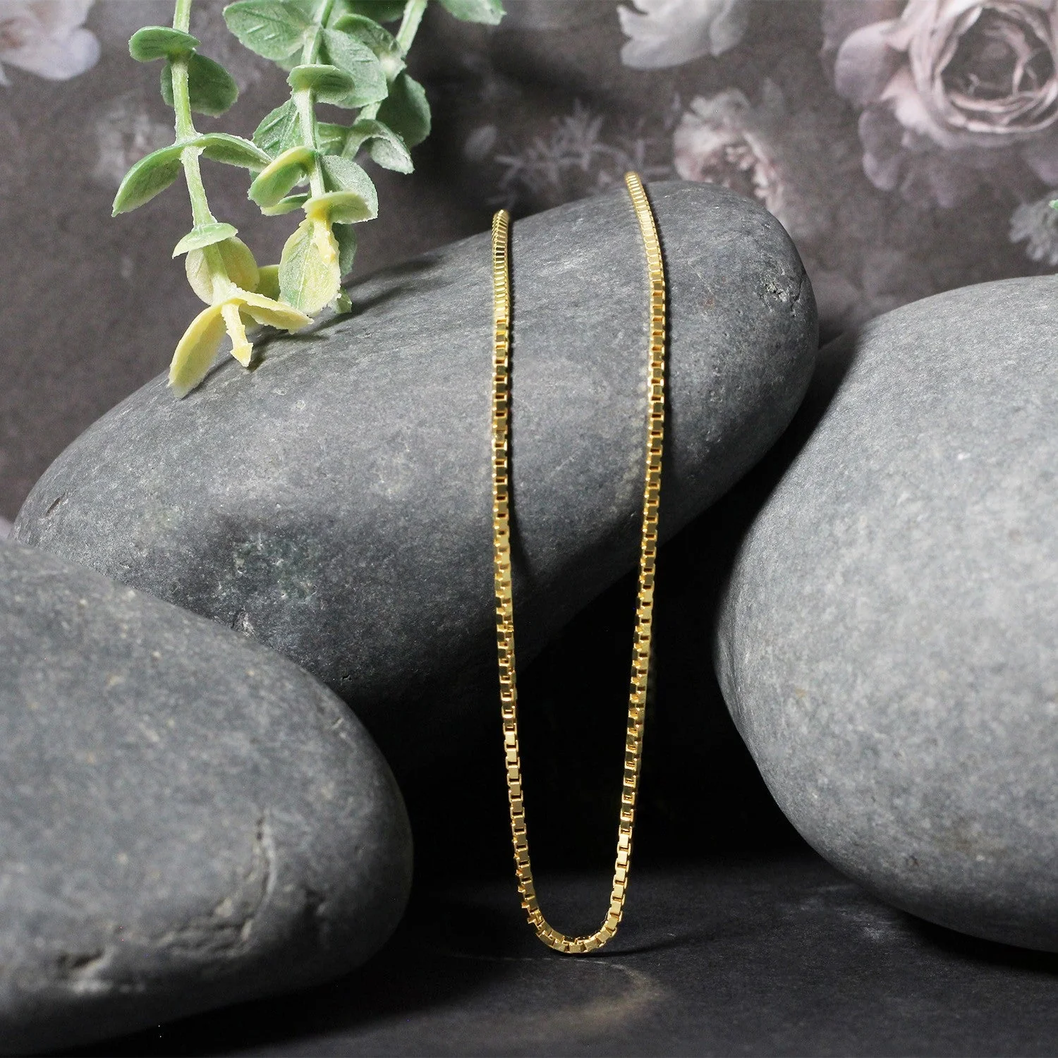 18k Yellow Gold Classic Box Chain (1.40 mm) - Image 11