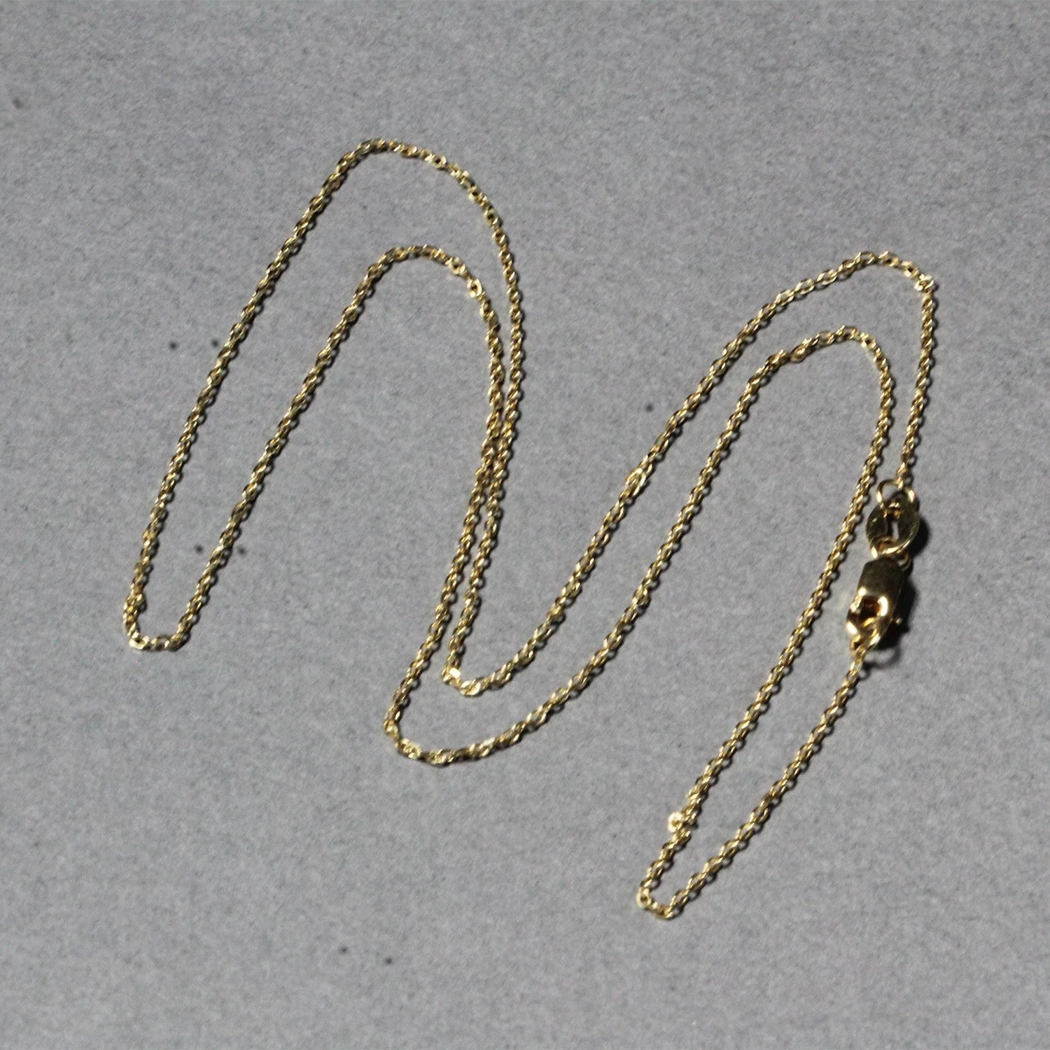 18k Yellow Gold Diamond Cut Cable Link Chain (0.80 mm) - Image 12