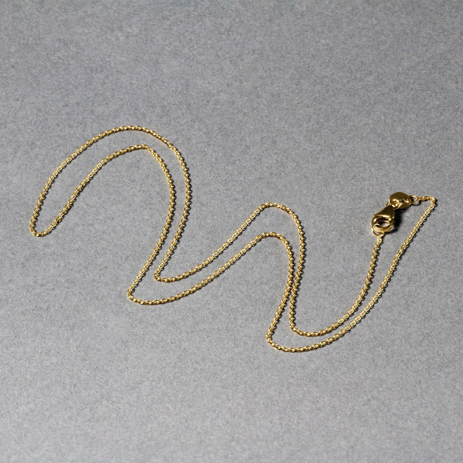 18k Yellow Gold Round Cable Link Chain (0.97 mm) - Image 3