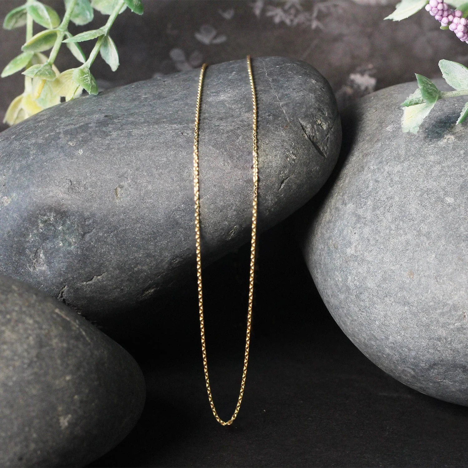 18k Yellow Gold Round Cable Link Chain (0.97 mm) - Image 8