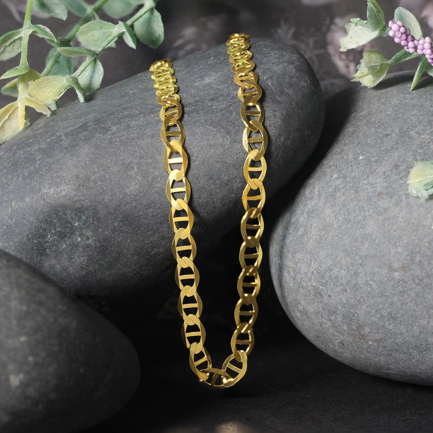 5.5mm 10k Yellow Gold Mariner Link Chain - Image 10