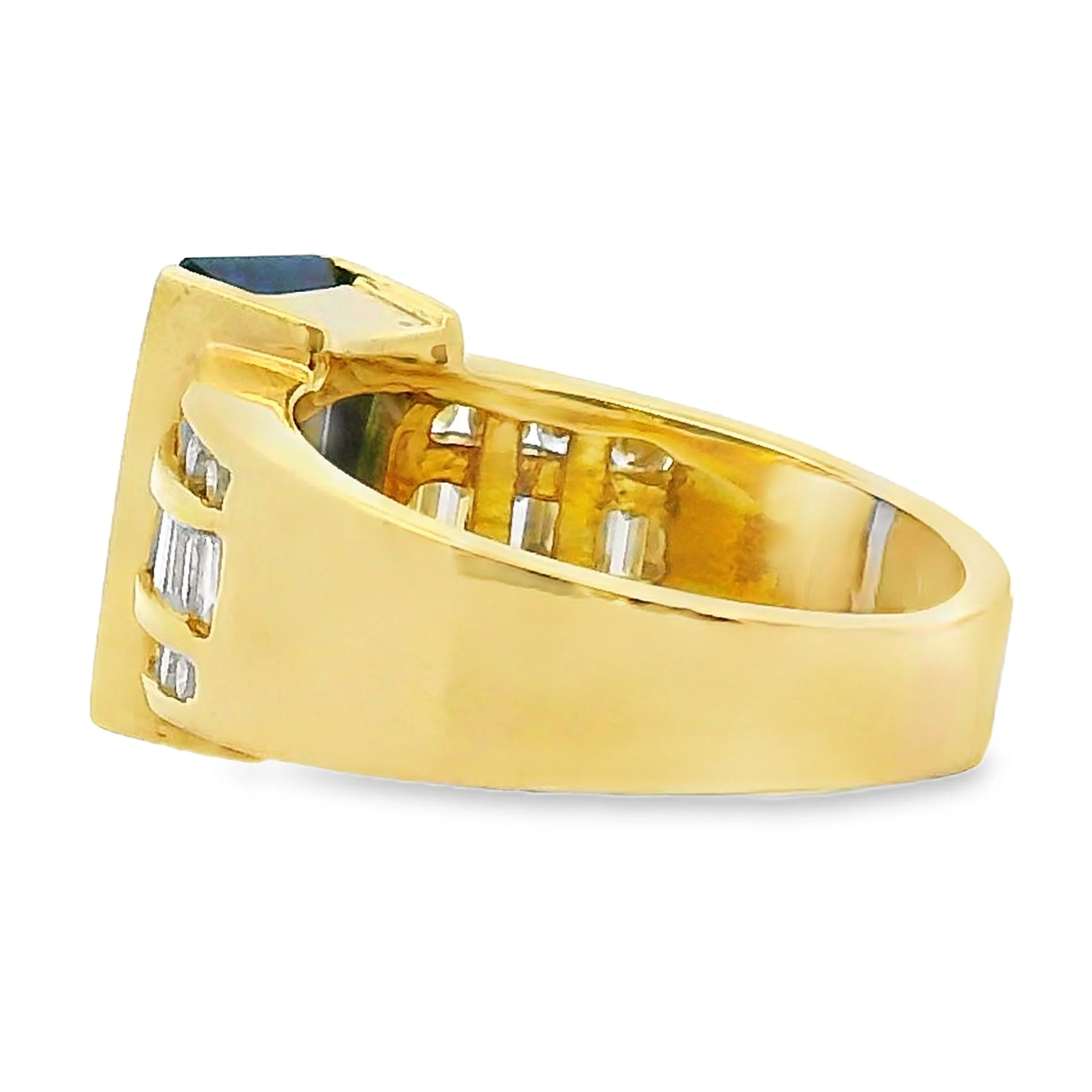.80ct Tanzanite Diamond Ring 18KT Yellow Gold - Image 2