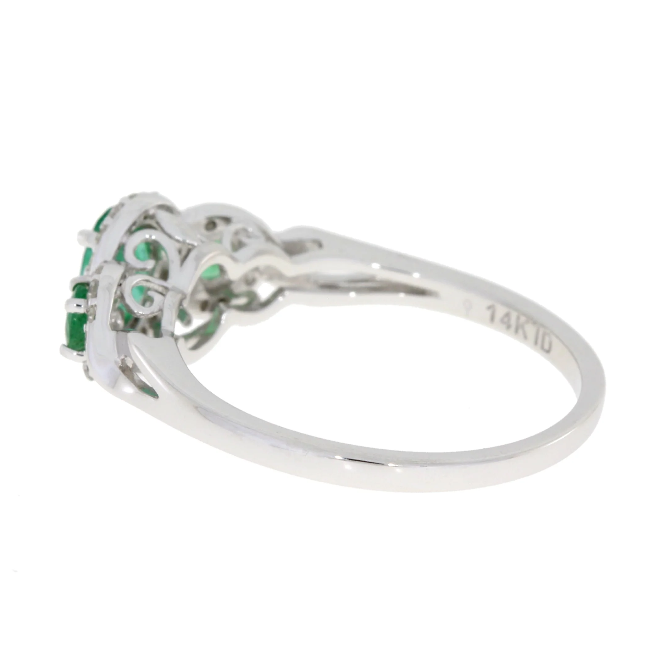 .84ct Emerald Diamond Ring 14KT White Gold - Image 2