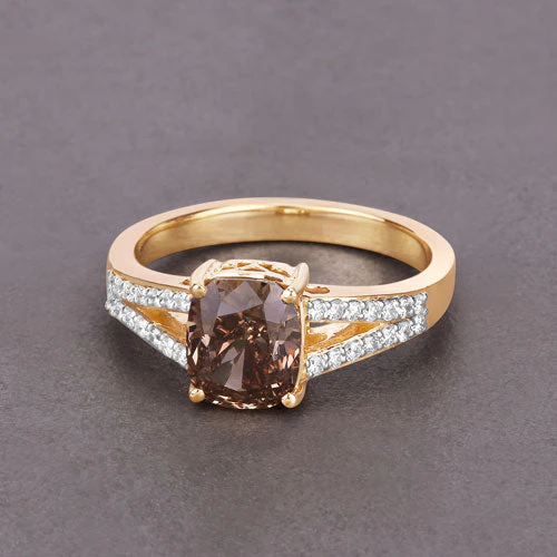 IGI Certified 2.02 Carat Genuine Brown Diamond Center and 0.22cttw White Diamond 18K Yellow Gold Ring (2.24cttw) - Image 8