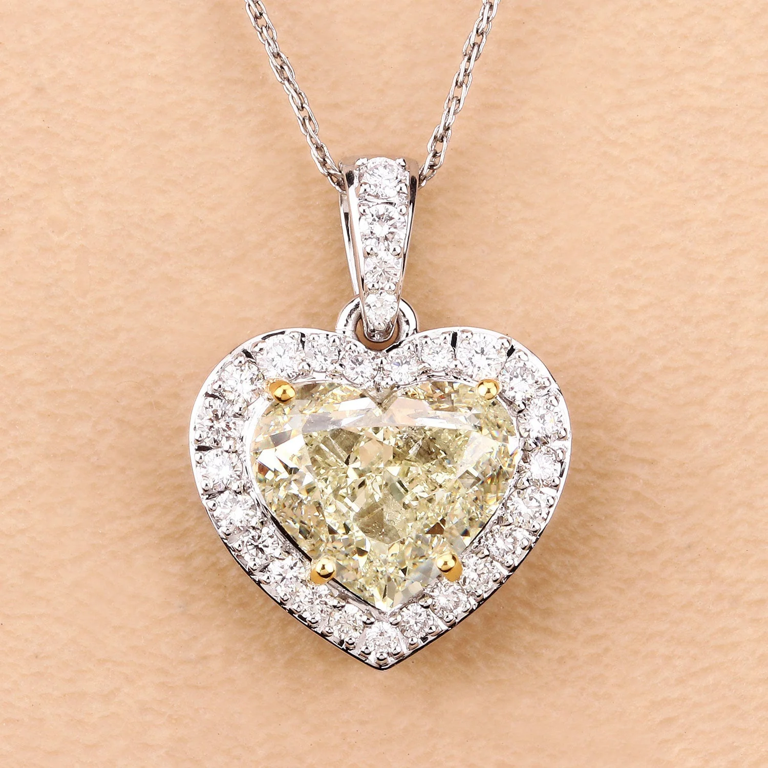 IGI Certified 4.51 Carat Genuine Light Yellow Diamond Center and 0.45cttw White Diamond 18K White Gold Pendant (4.96cttw) - Image 3