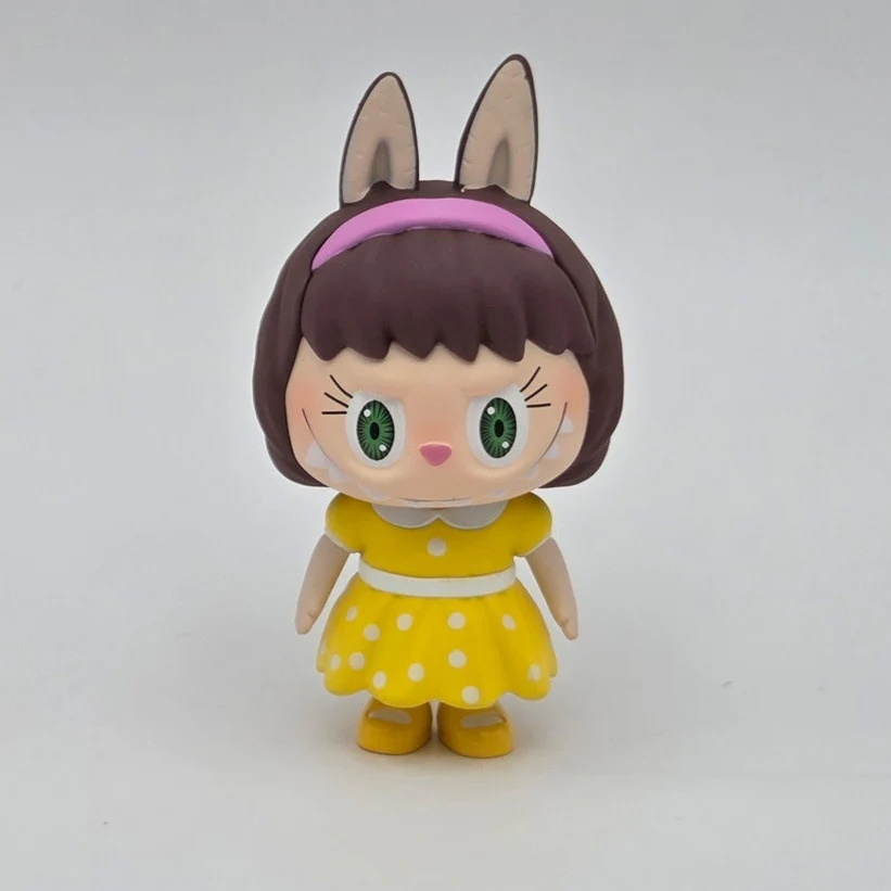The Monsters - Toys Card Confirmed - Dolly